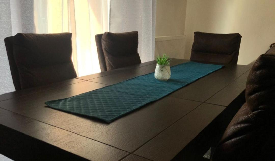 The Unique Apartment Roşu Eksteriør billede