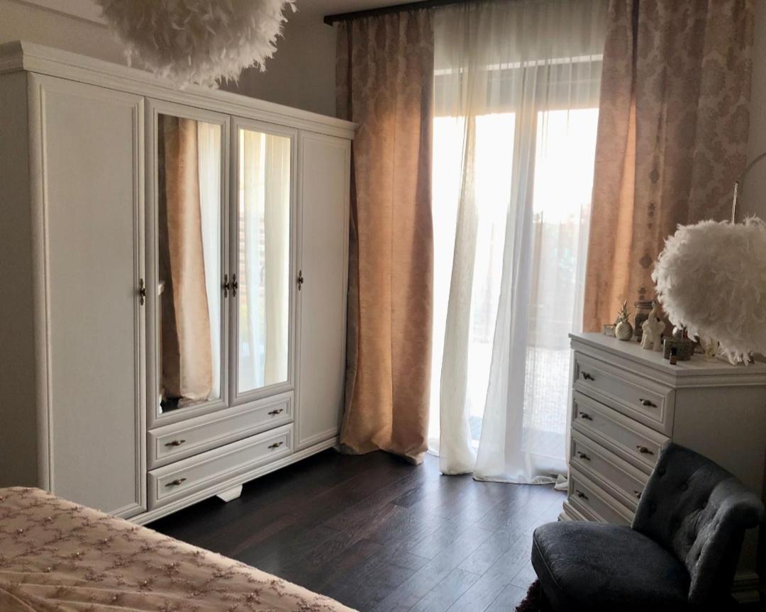 The Unique Apartment Roşu Eksteriør billede